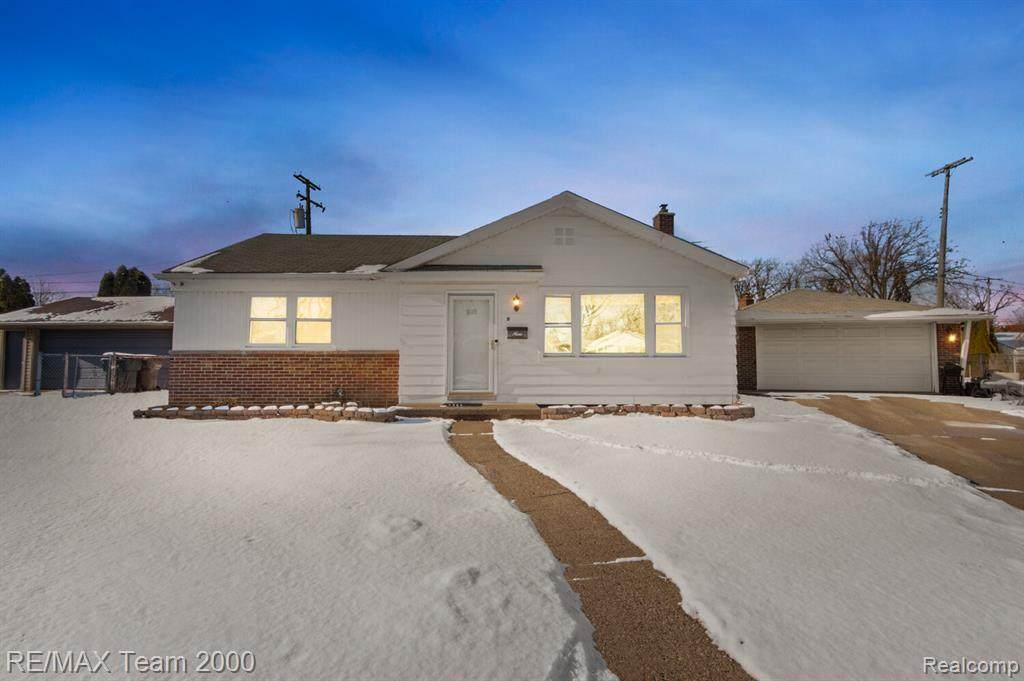 9 Christine Court - Photo 1