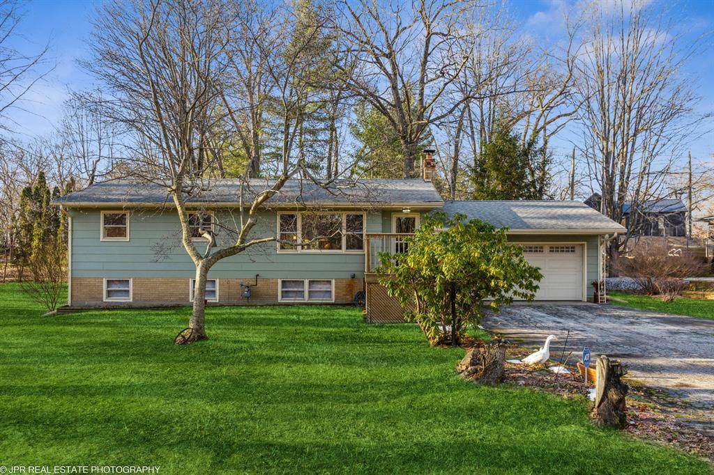 18810 Parkview Drive - Photo 1