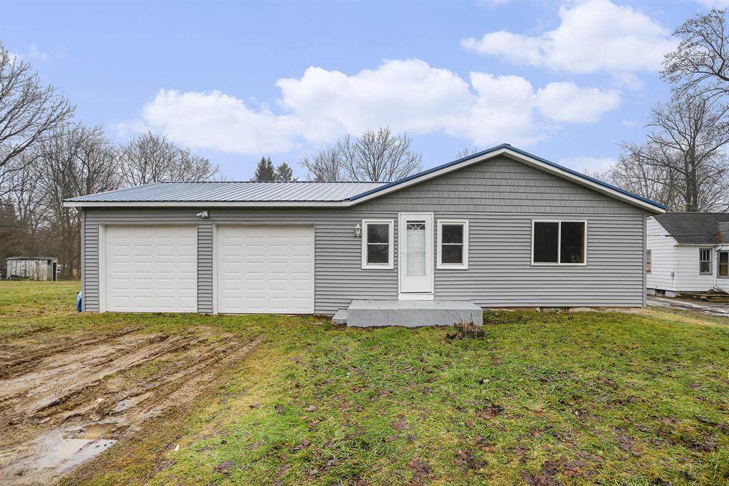 926 Birch Street - Photo 1