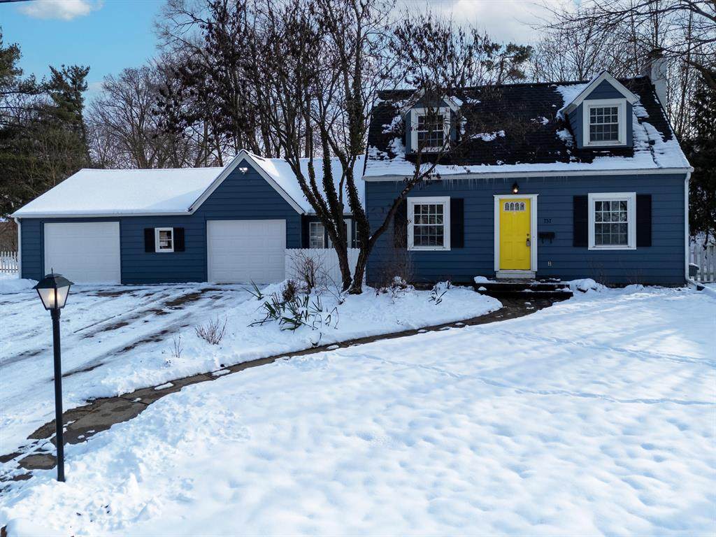 737 Whitcomb Street - Photo 1