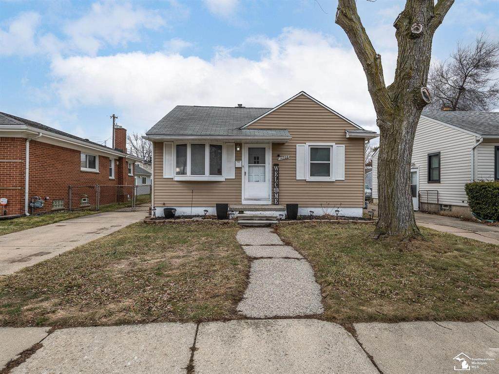 14786 Poplar Street - Photo 1