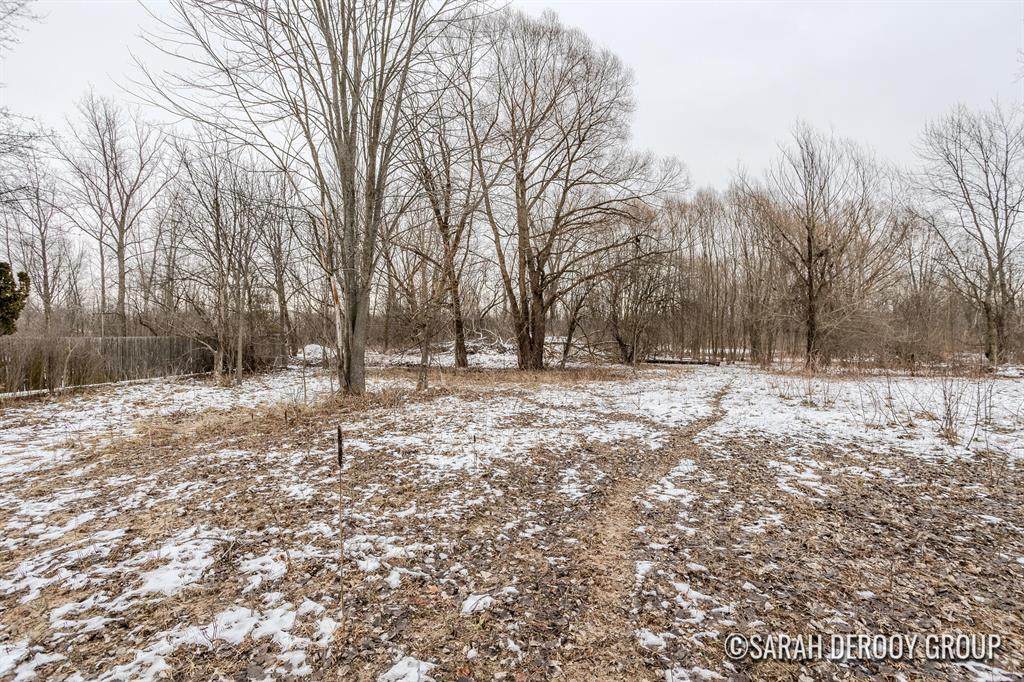 197 Elm Street - Photo 1