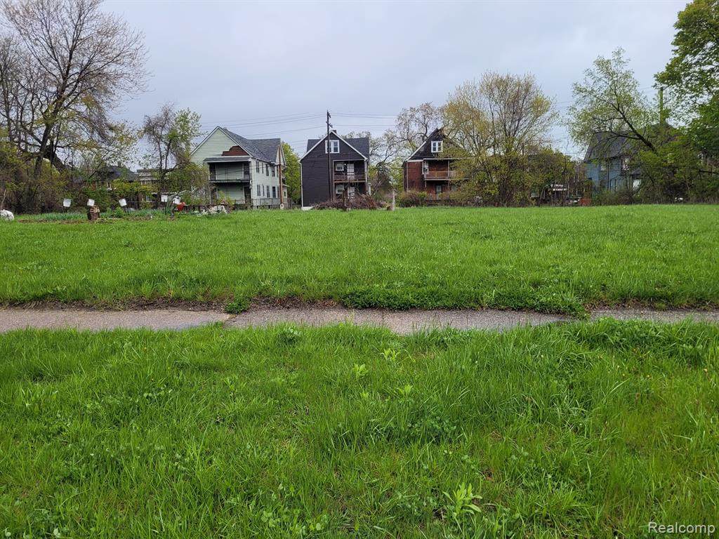 https://bt-photos.global.ssl.fastly.net/michigan/orig_boomver_1_650891325-2.jpg