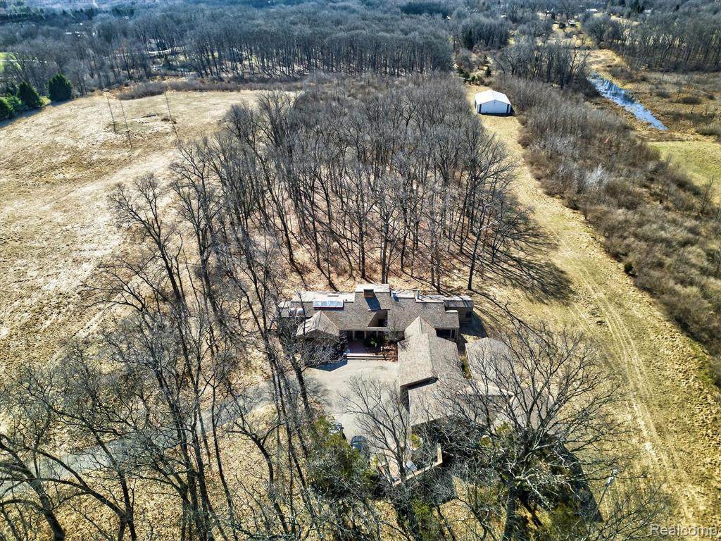 2551 Patterson Lake Road - Photo 1