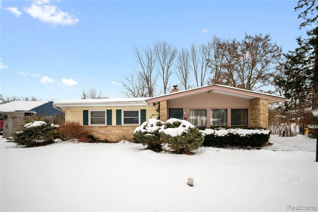 29266 Southgate Drive - Photo 1