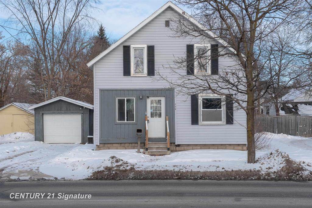 208 Indian Street - Photo 1