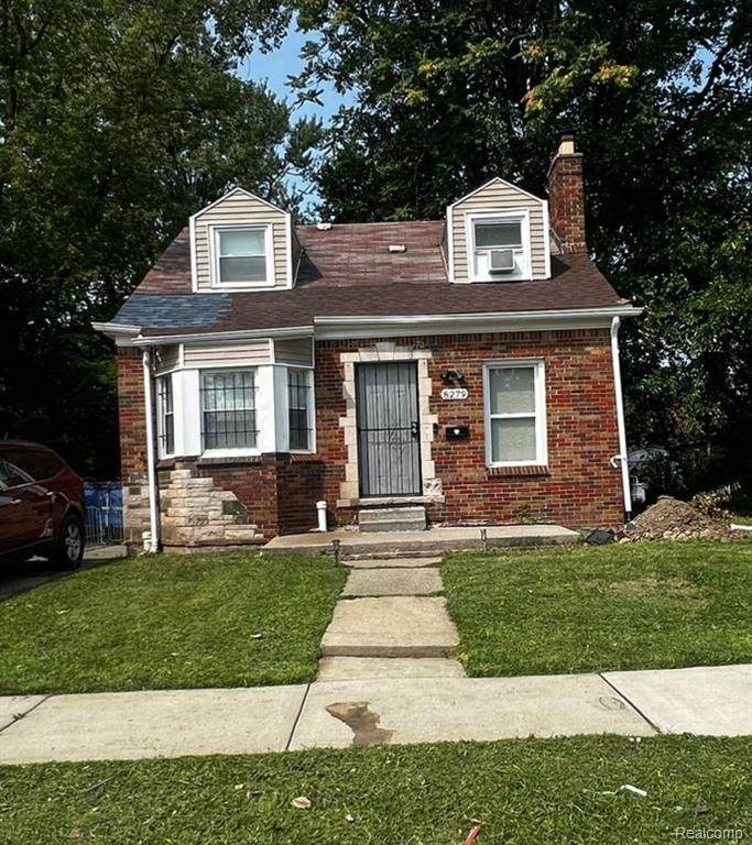 8279 Greenlawn Street - Photo 1