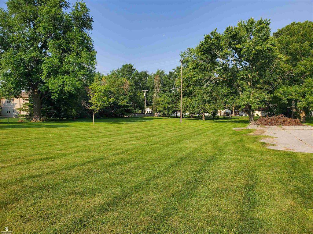 https://bt-photos.global.ssl.fastly.net/michigan/orig_boomver_1_651944025-2.jpg