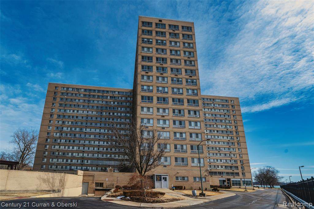 8900 Jefferson Avenue - Photo 1