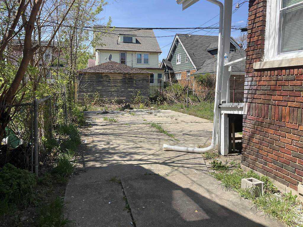 https://bt-photos.global.ssl.fastly.net/michigan/orig_boomver_1_652162433-2.jpg