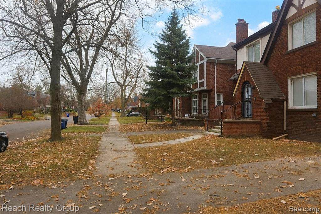https://bt-photos.global.ssl.fastly.net/michigan/orig_boomver_1_652240254-2.jpg