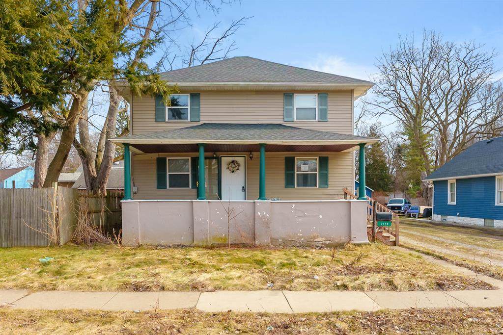 2120 Main Street - Photo 1