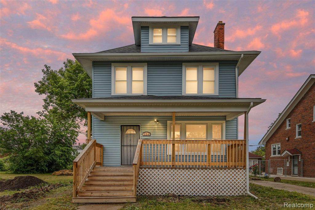 534 Trowbridge Street - Photo 1