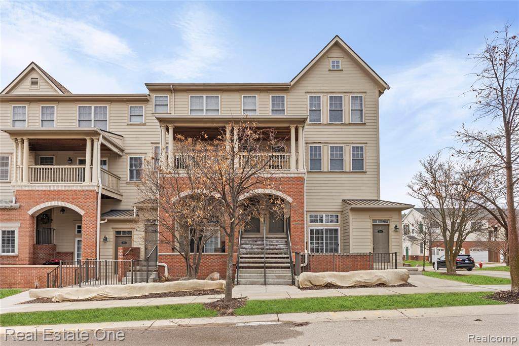 3939 Forester Boulevard - Photo 1
