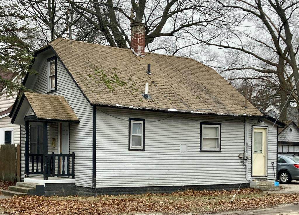 358 Columbia Avenue - Photo 1