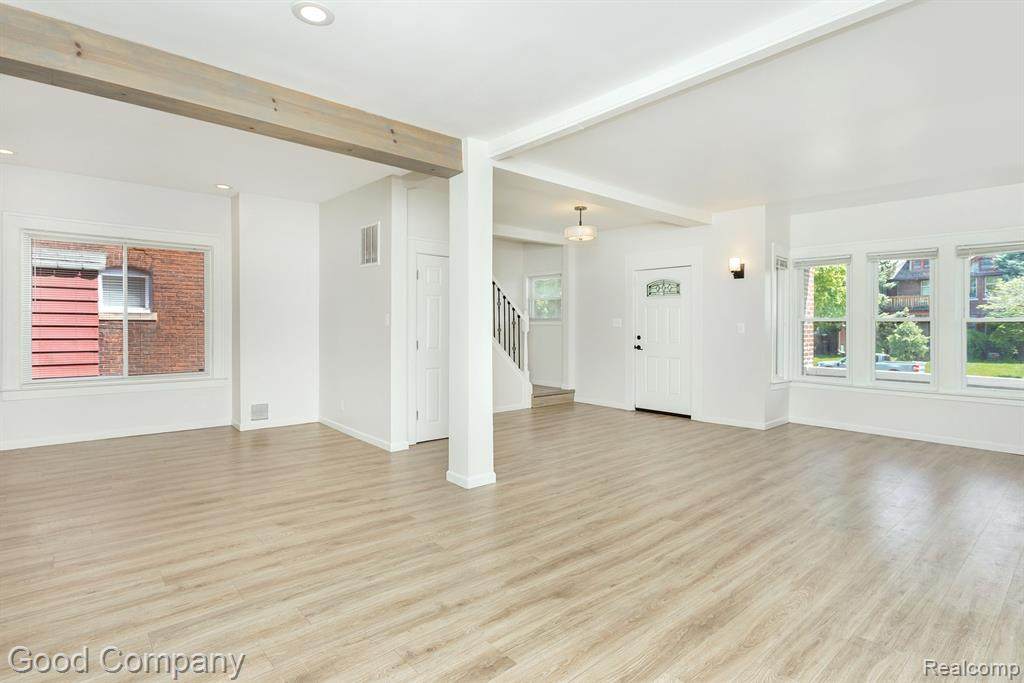 https://bt-photos.global.ssl.fastly.net/michigan/orig_boomver_1_652650460-2.jpg