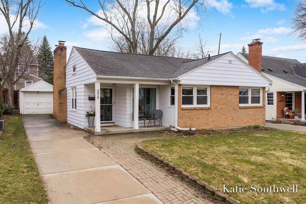 2610 Albert Drive - Photo 1