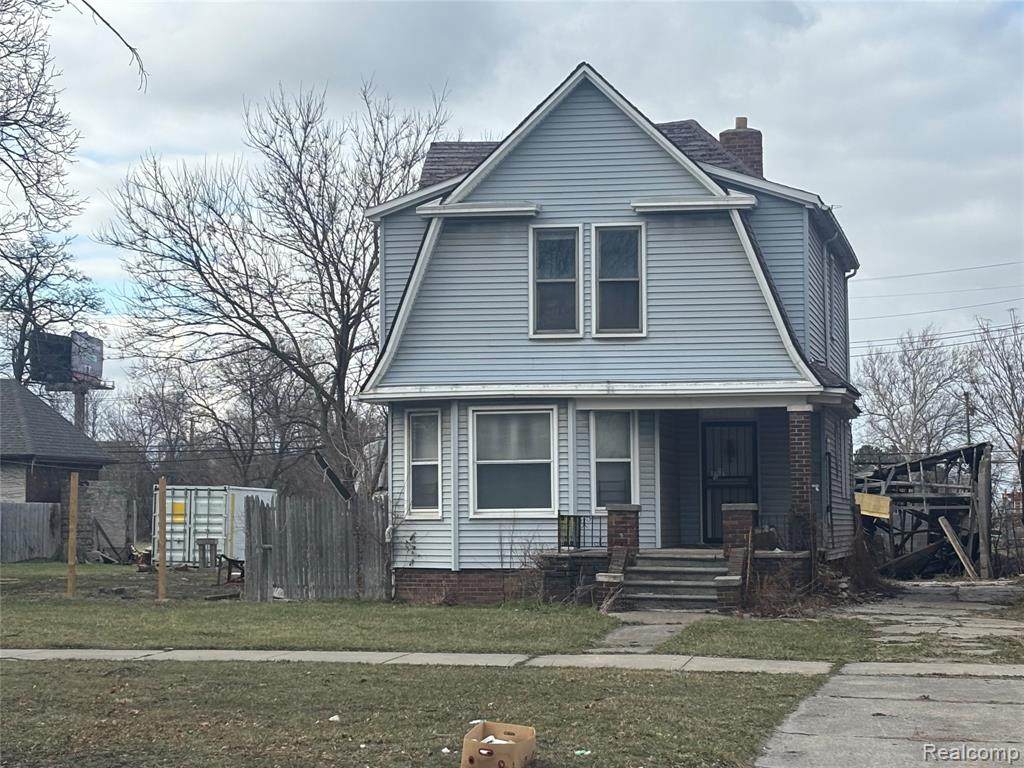 1720 Grand Boulevard - Photo 1