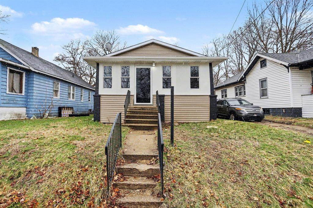 243 Howland Street - Photo 1