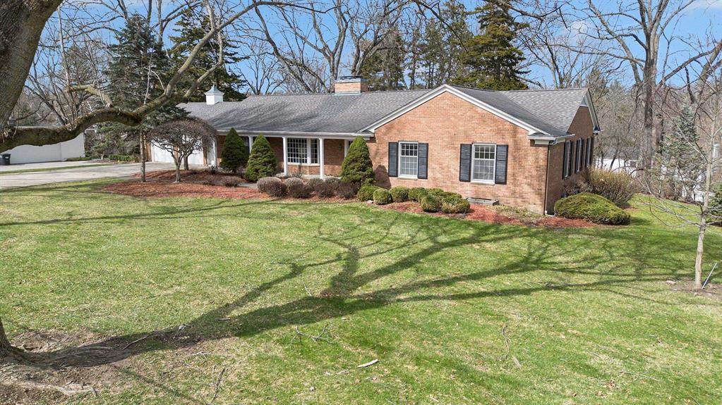 1060 Chestnut Street - Photo 1