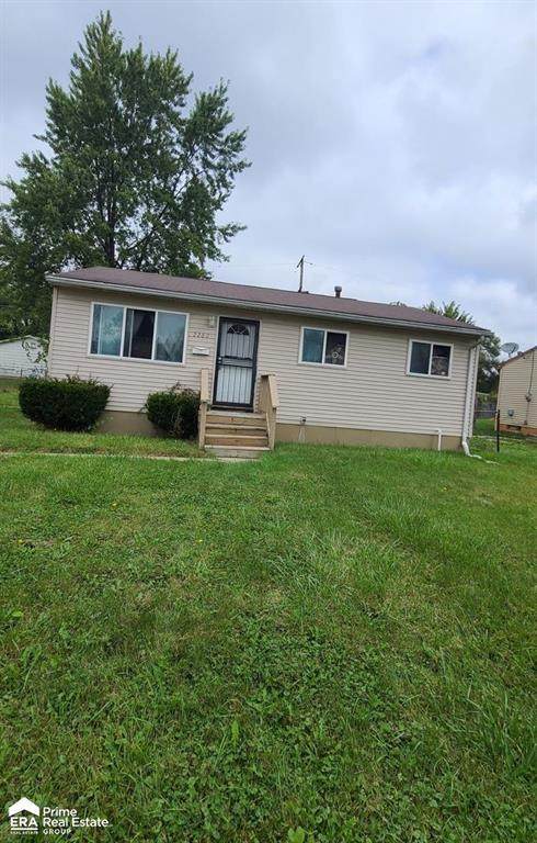 2262 Toby Beth Drive - Photo 1