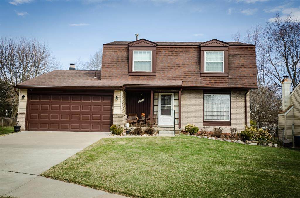 2474 Carriage Court - Photo 1