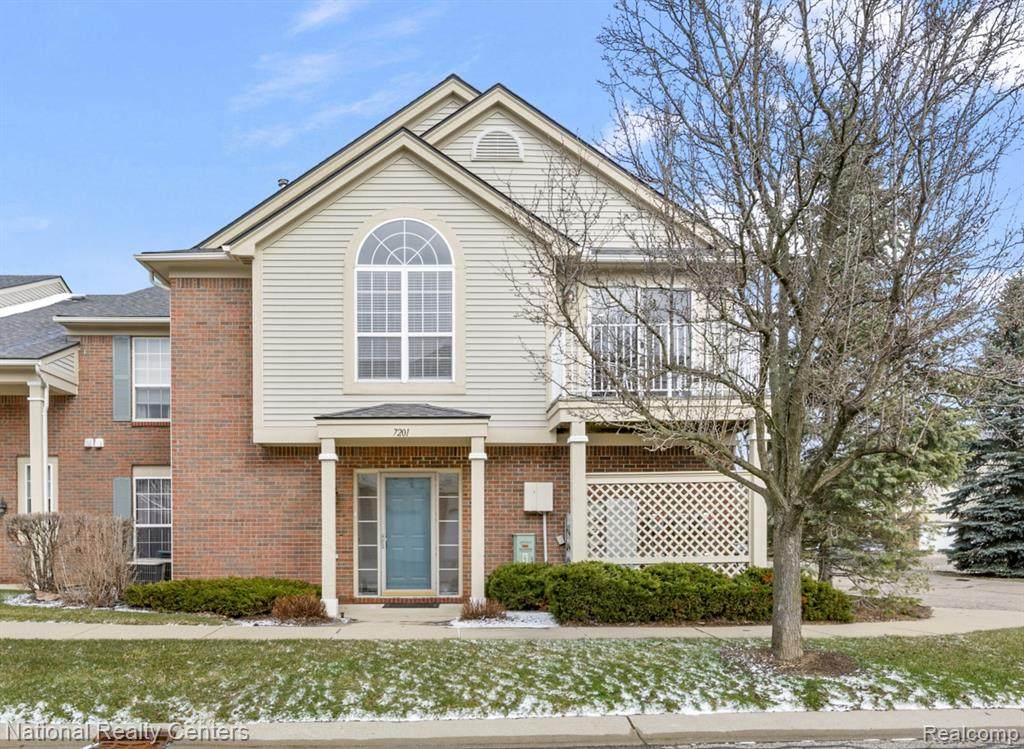 7201 Farmingdale Lane - Photo 1