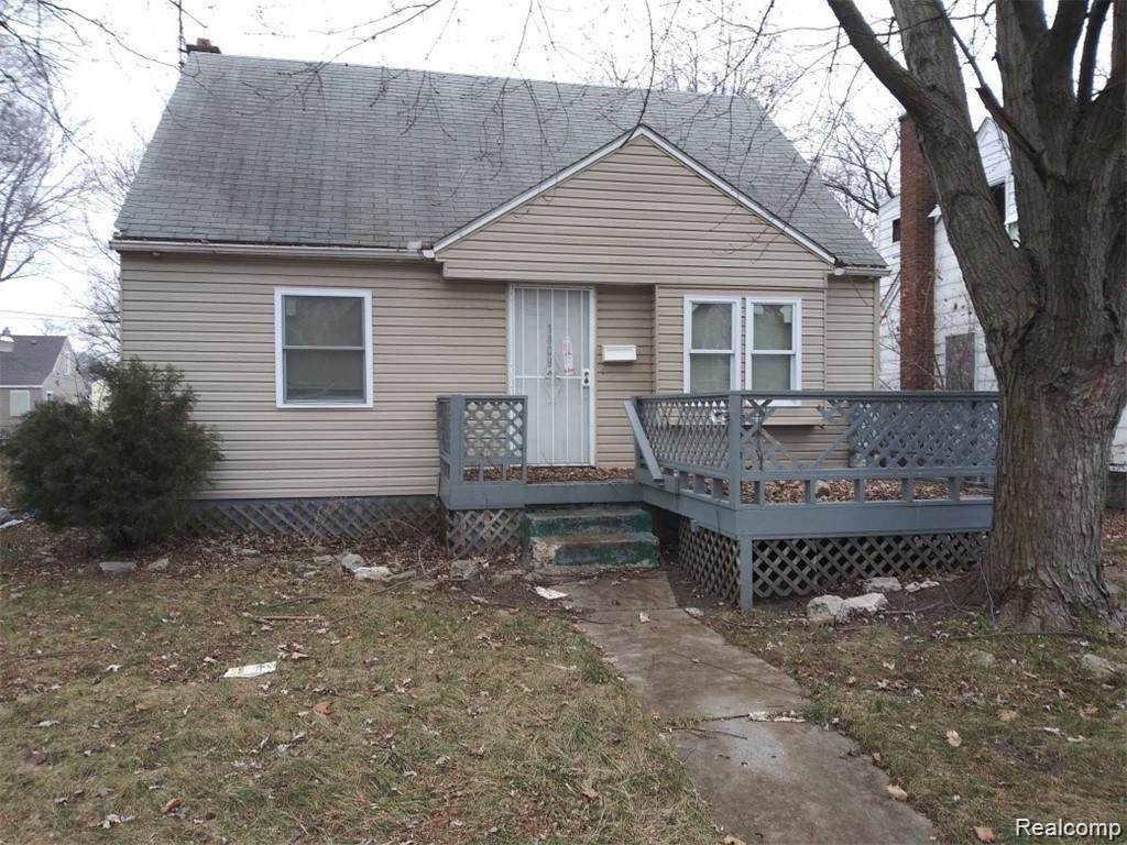 18096 Hamburg Street - Photo 1