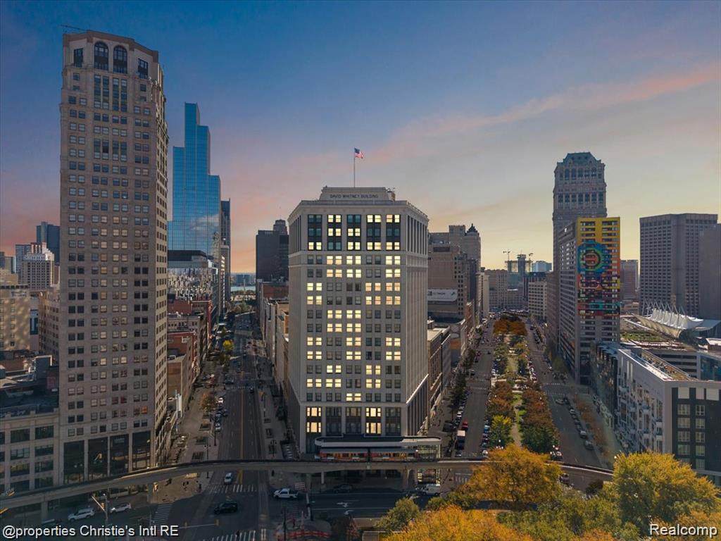 1 Park Avenue - Photo 1