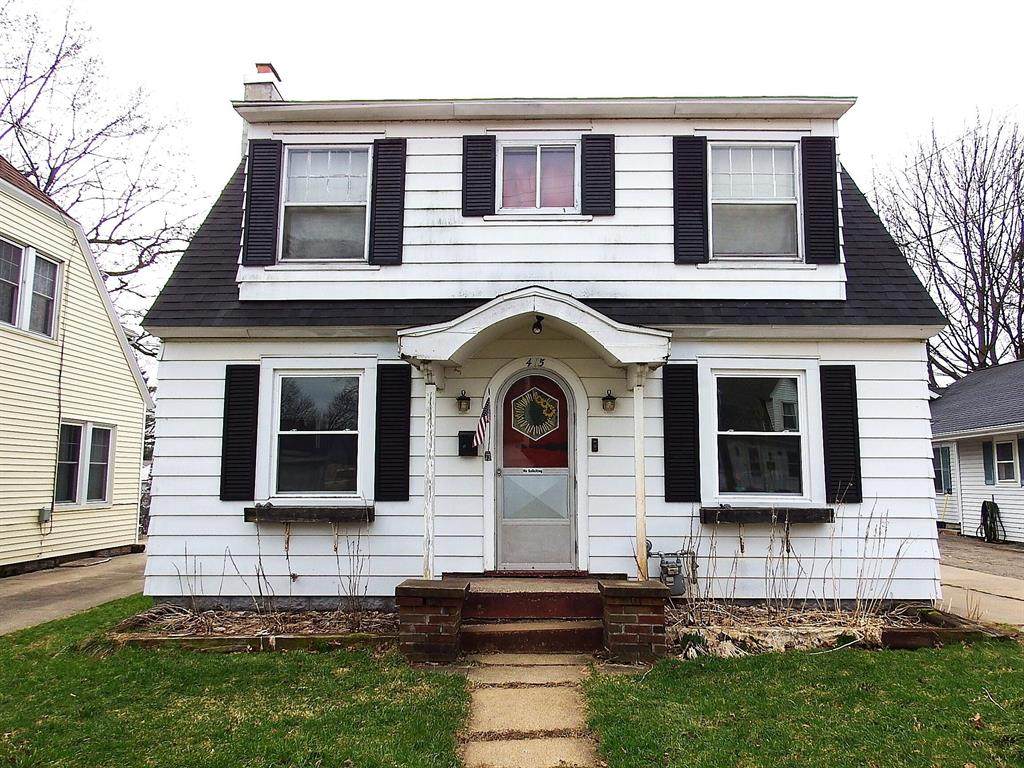 415 Orleans Avenue - Photo 1