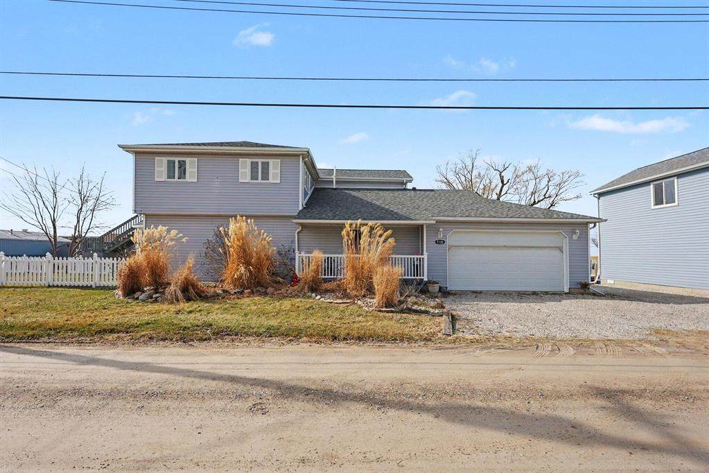 7128 Lazy Lane - Photo 1