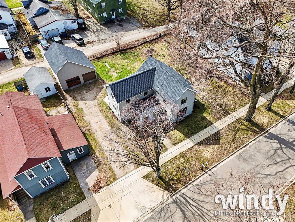 329 Elm Street - Photo 1