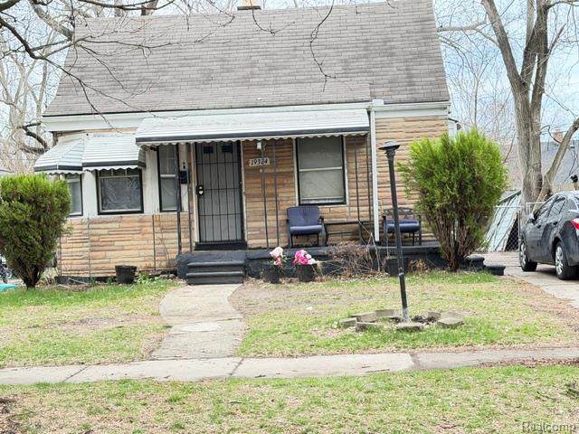 19324 Archdale Street - Photo 1