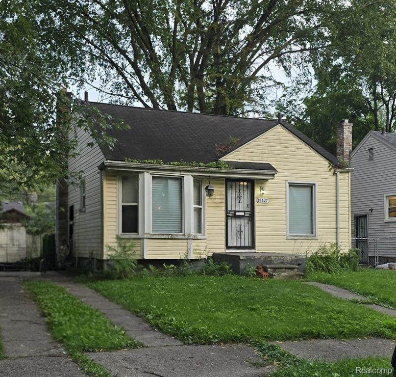 18427 Braile St - Photo 1