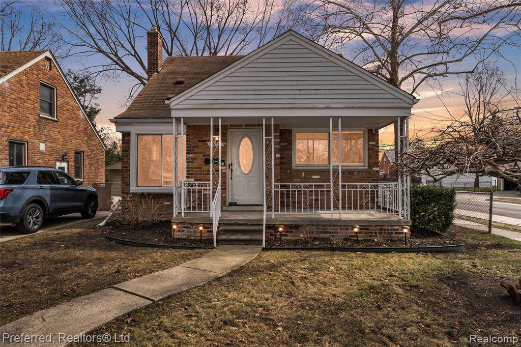 2659 Culver Avenue - Photo 1
