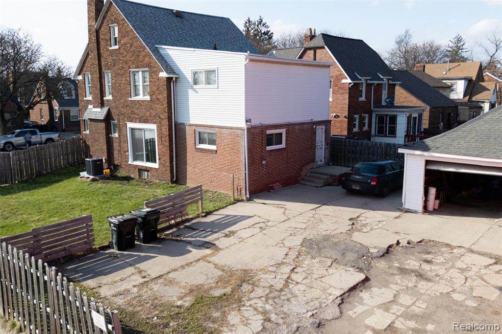 15304 Rutherford Street - Photo 1