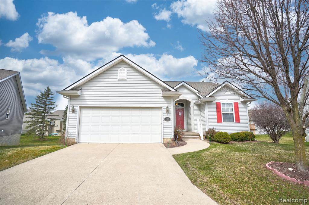 1130 Creekside Court - Photo 1