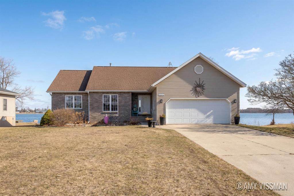 10210 Collard Drive - Photo 1