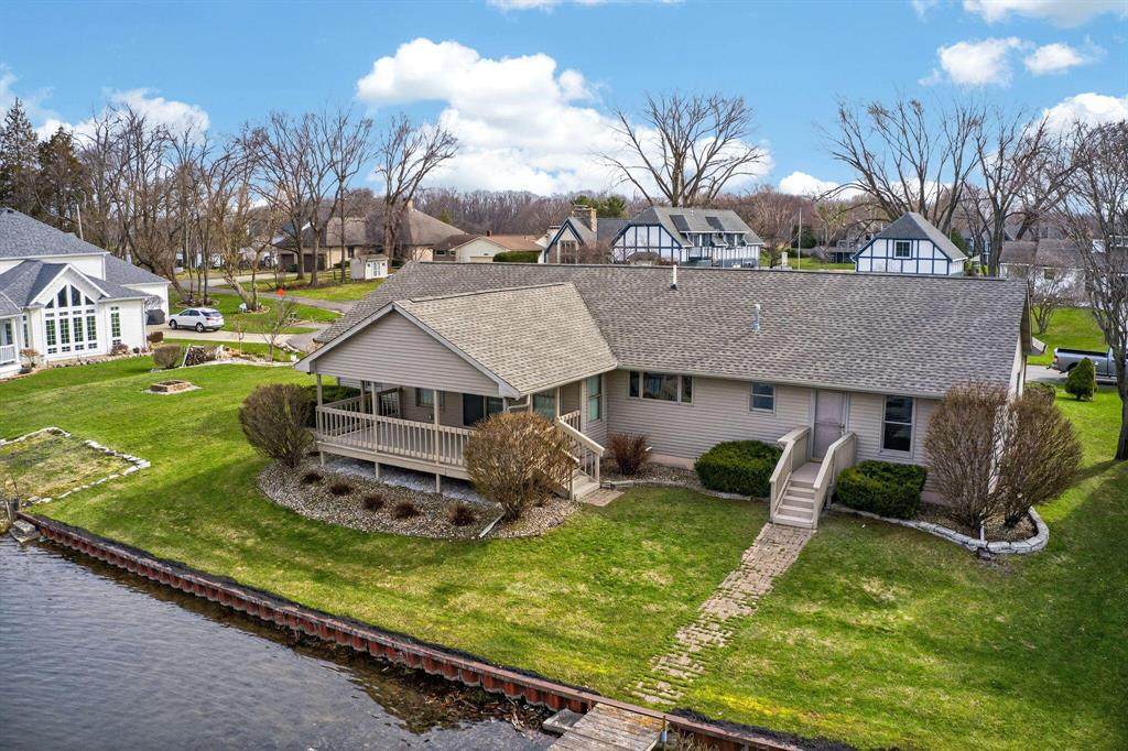 62546 Diamond View Drive - Photo 1