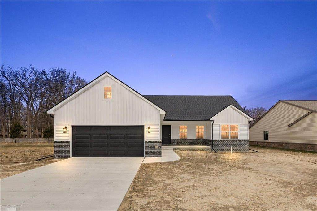 27121 Lanse Creuse Street - Photo 1