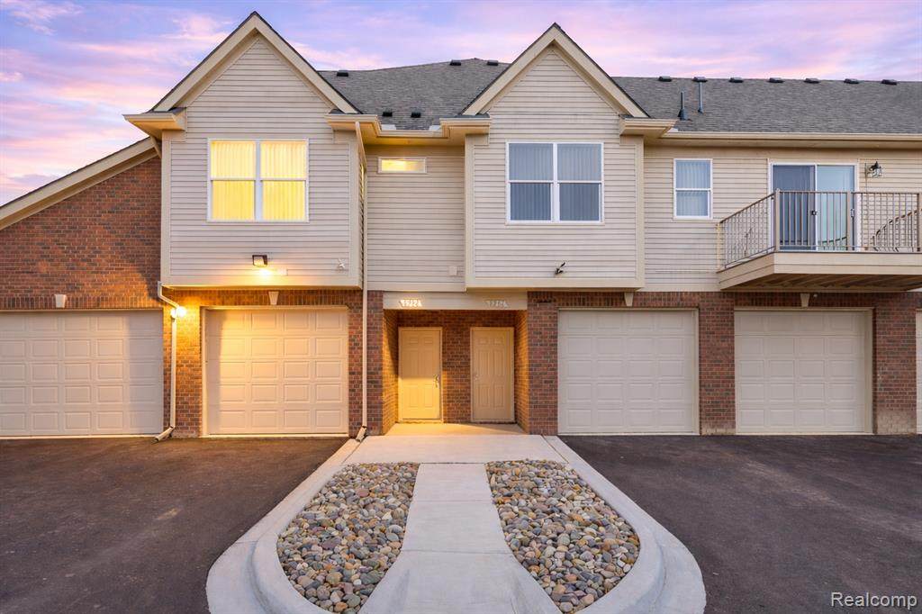 8292 Heywood Circle - Photo 1