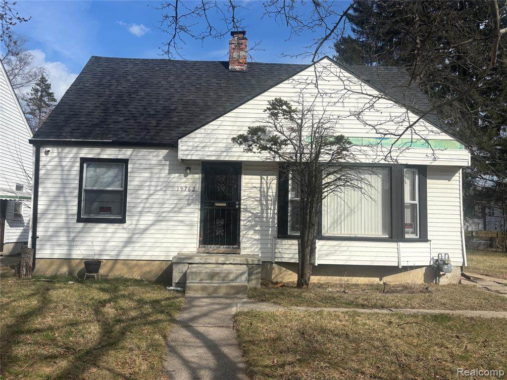 19762 Avon Avenue - Photo 1