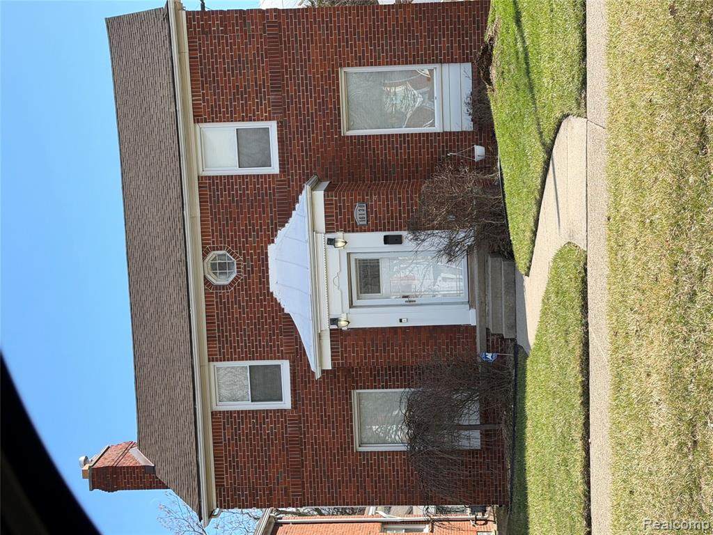 16130 Whitcomb Street - Photo 1