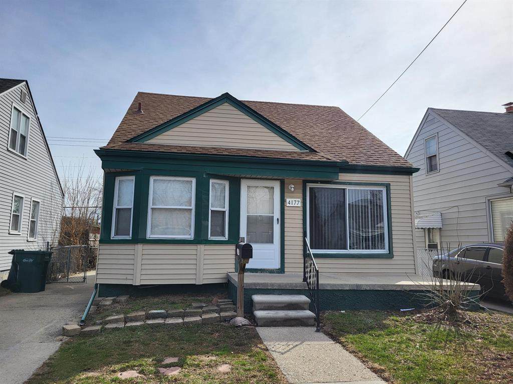 4177 Hubbard Avenue - Photo 1