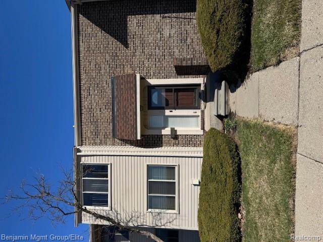 7 Hampton Towne Street - Photo 1