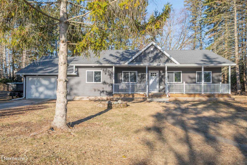 229 Water Street - Photo 1