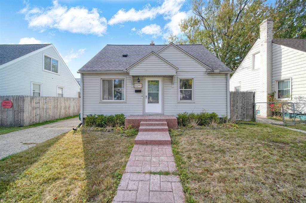 3291 Minerva Street - Photo 1