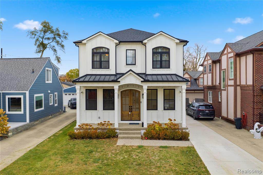 1211 Lincoln Street - Photo 1