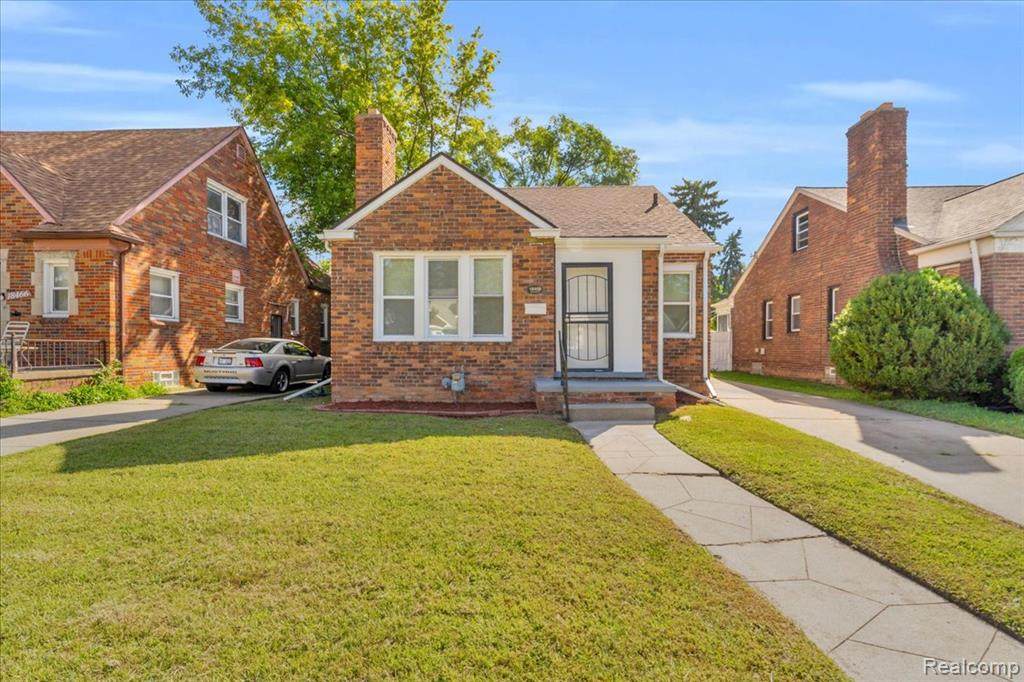 18458 Snowden Street - Photo 1