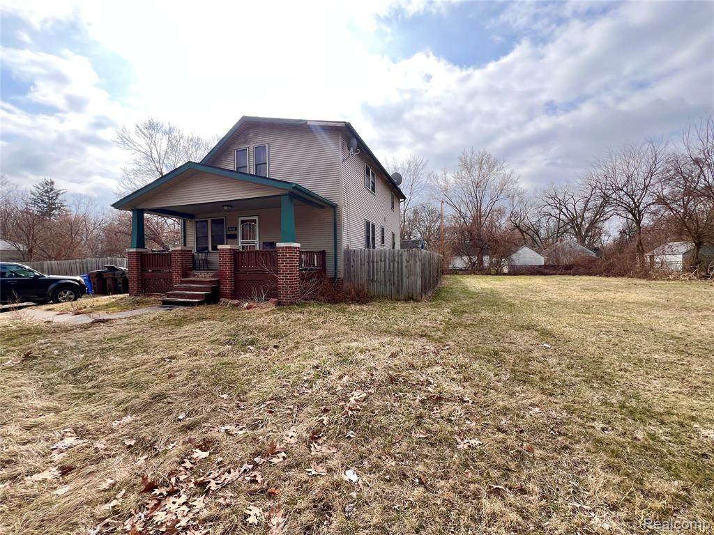 28545 Oakwood Street - Photo 1